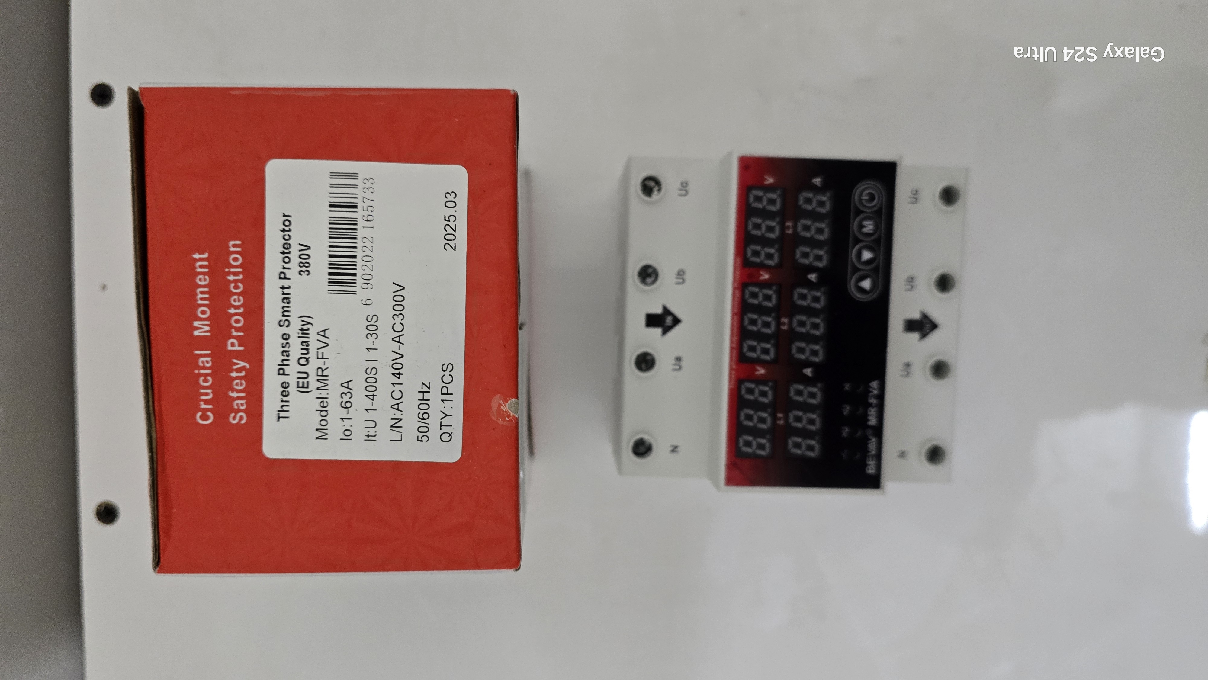 محافظ ولتاژ و جریان سه فاز برند BEVAV